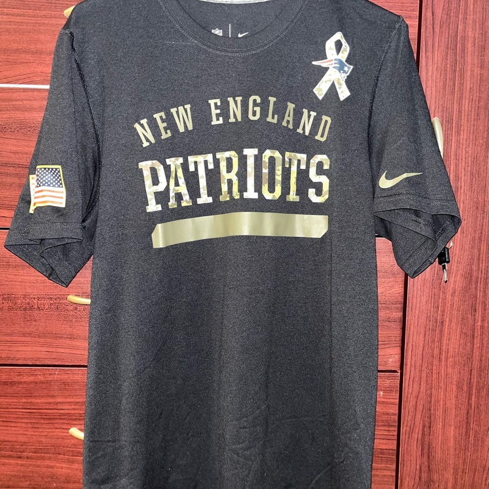 NFL NE Patriots Nike black dri-fit tee